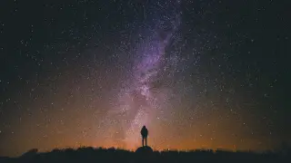 অর্ধসমাপ্ত একটি উড়ালসড়কের নীরব মূল্য
